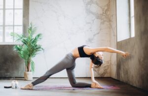 8 motive pentru care yoga este cea mai sănătoasă alegere